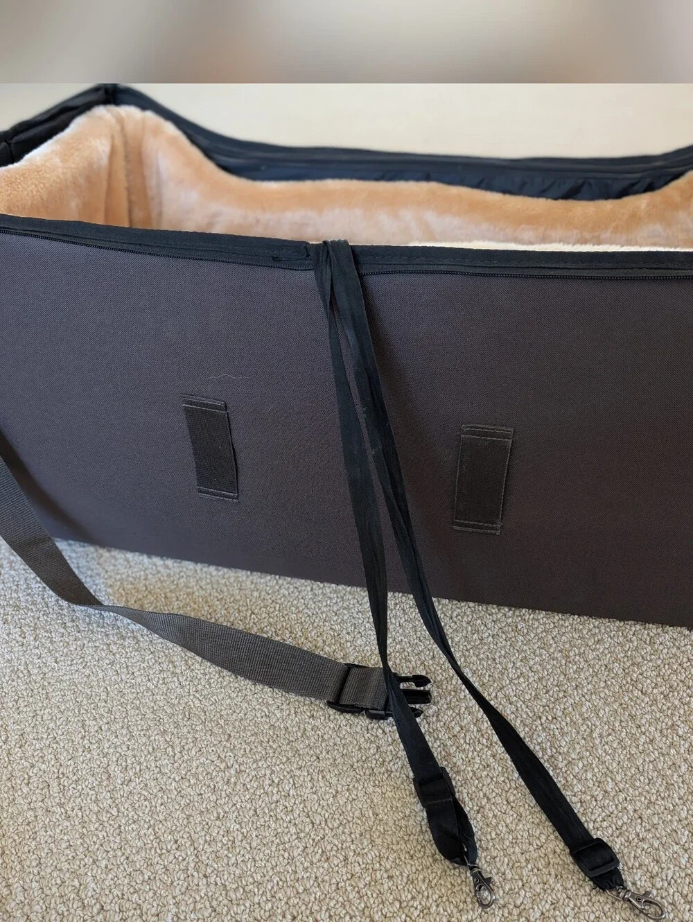 Petfit Plush Tan Lined Pet Bed with Gray Exterior